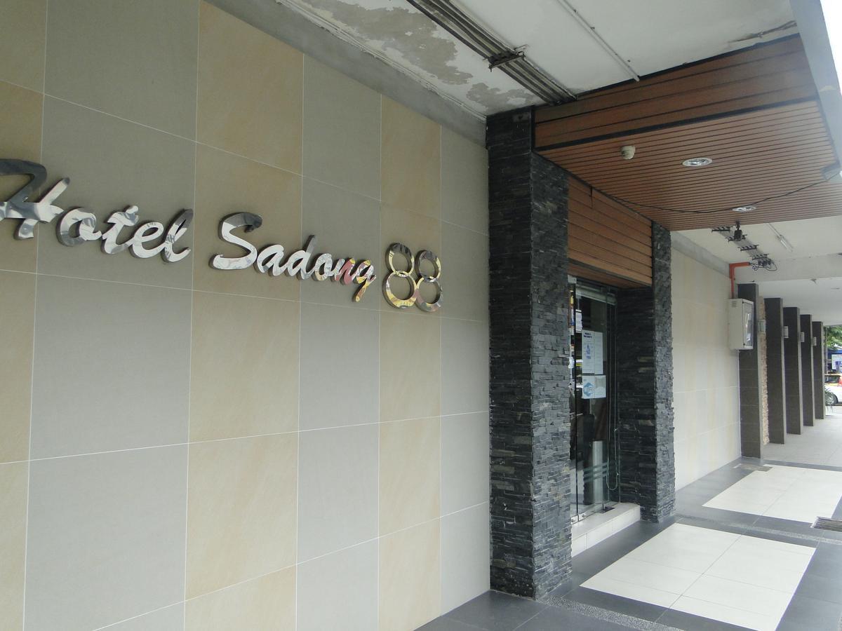 Hotel Sadong88 Кота-Кинабалу Экстерьер фото