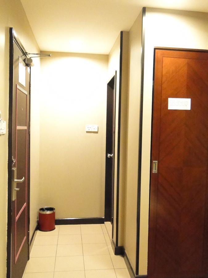 Hotel Sadong88 Кота-Кинабалу Экстерьер фото